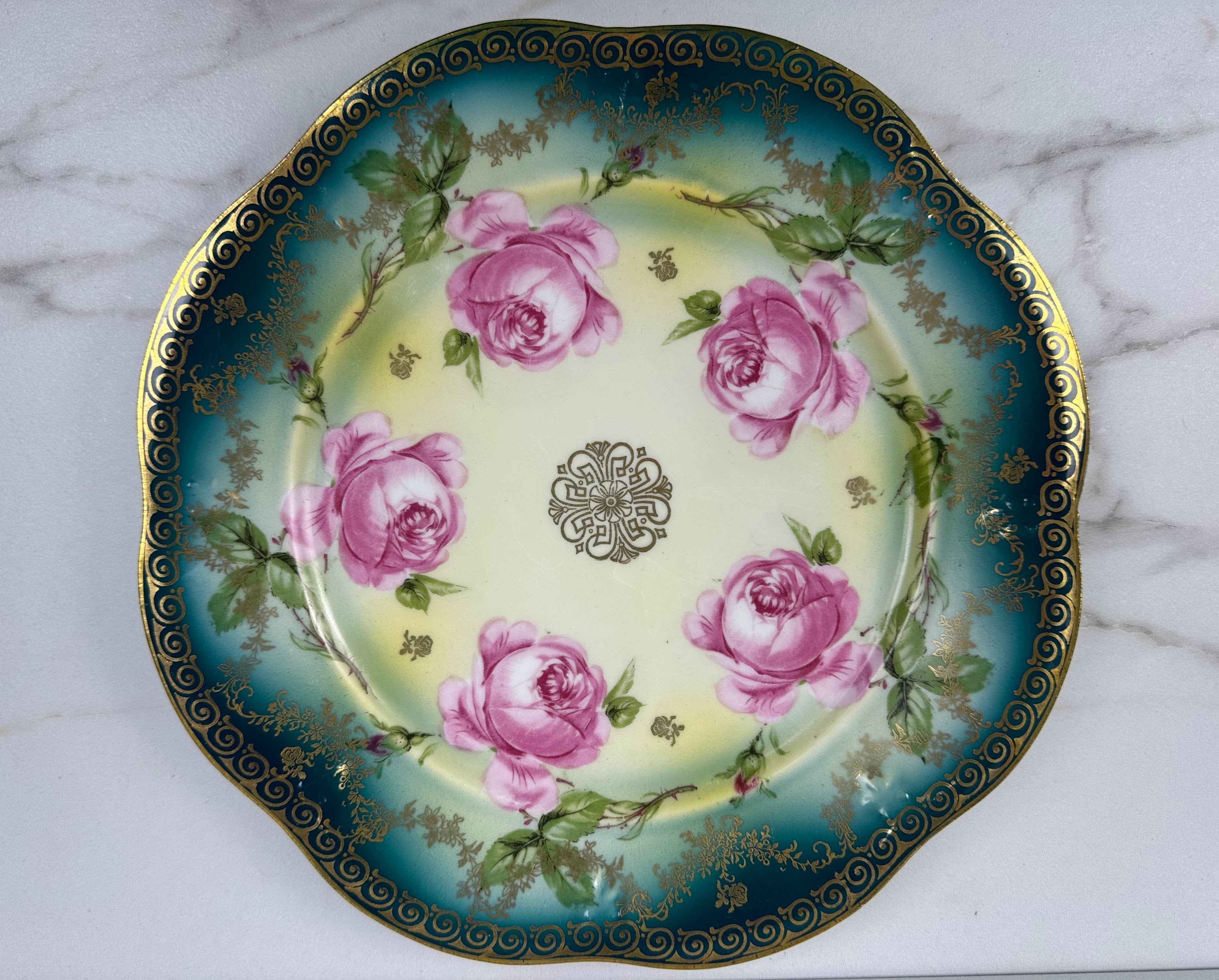 Royal Vienna Mignon Zeh Scherzer & Co. Hand-Painted Porcelain Plate with Pink Roses and Gold Accent Trim