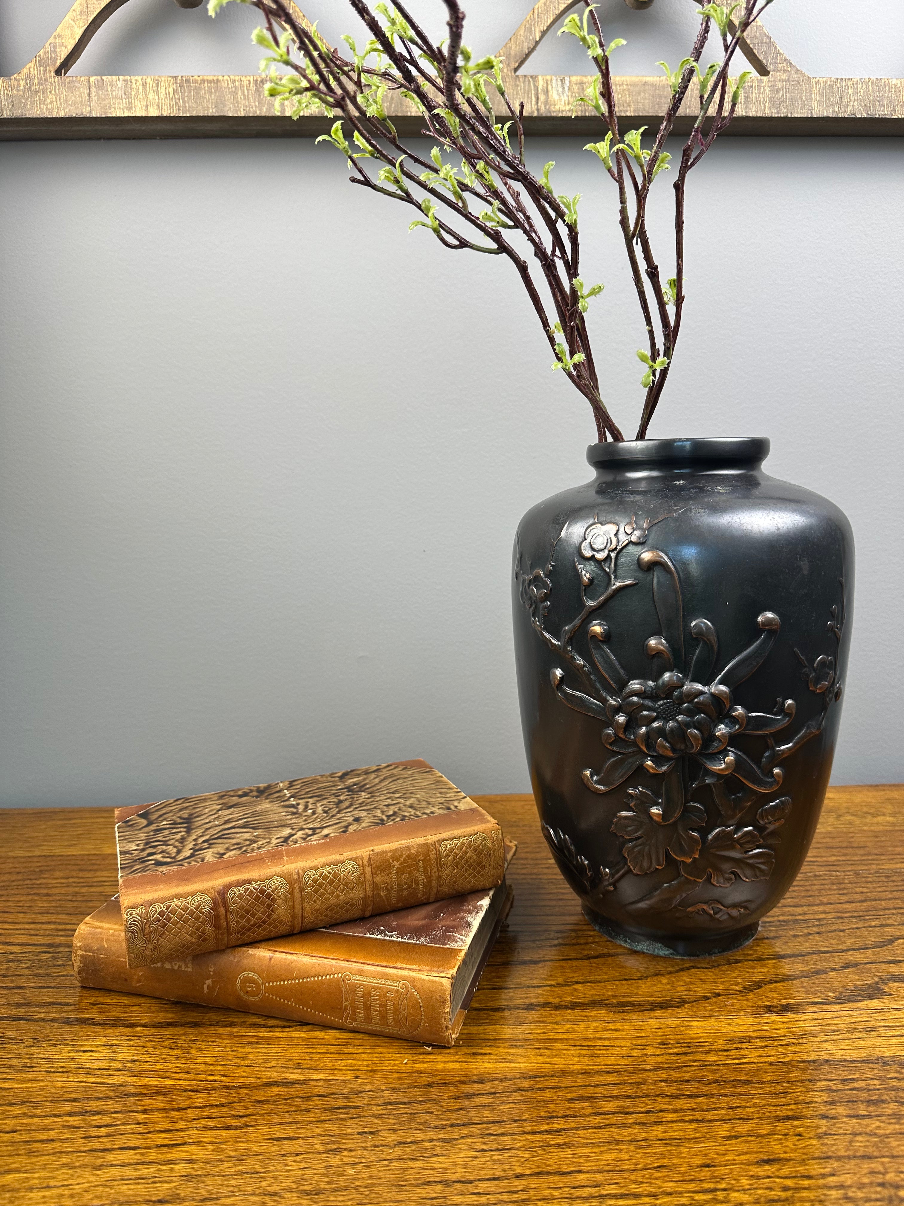 Bronze Finished Chrysanthemum Vase