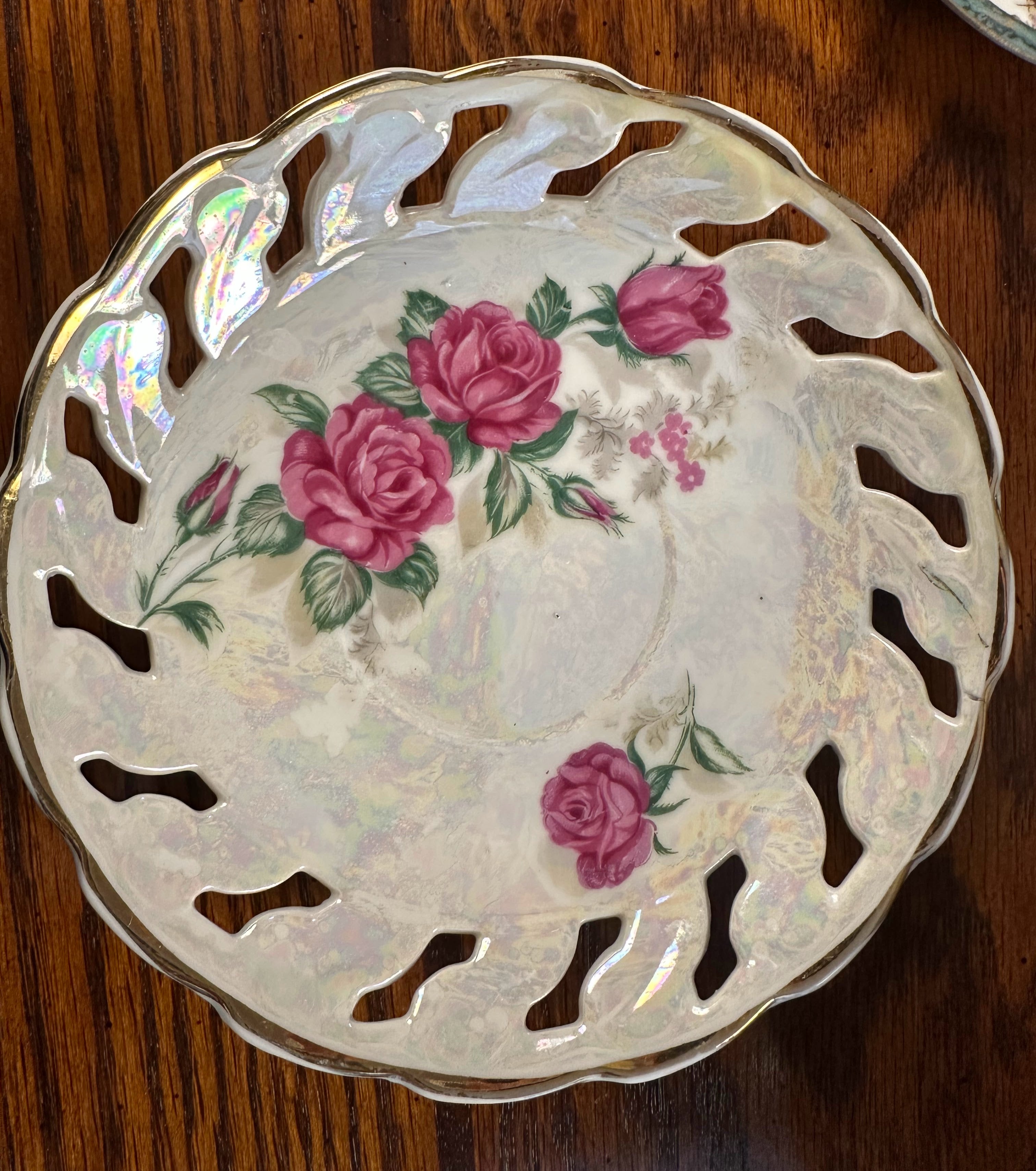 Lusterware Porcelain Plate with Pink Roses and Reticulated Gold Edge