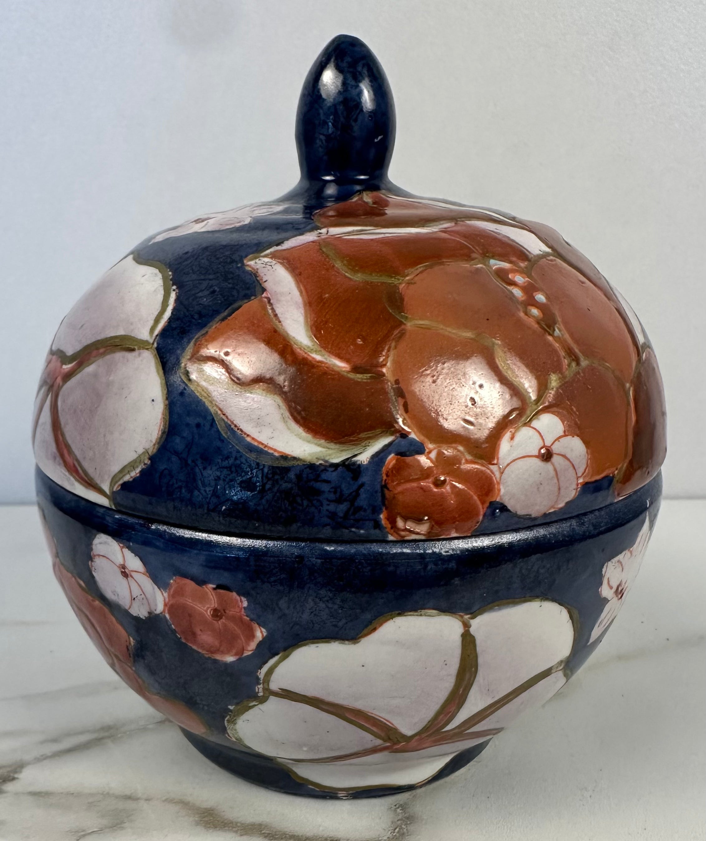 Satsuma-Style Lidded Vessel
