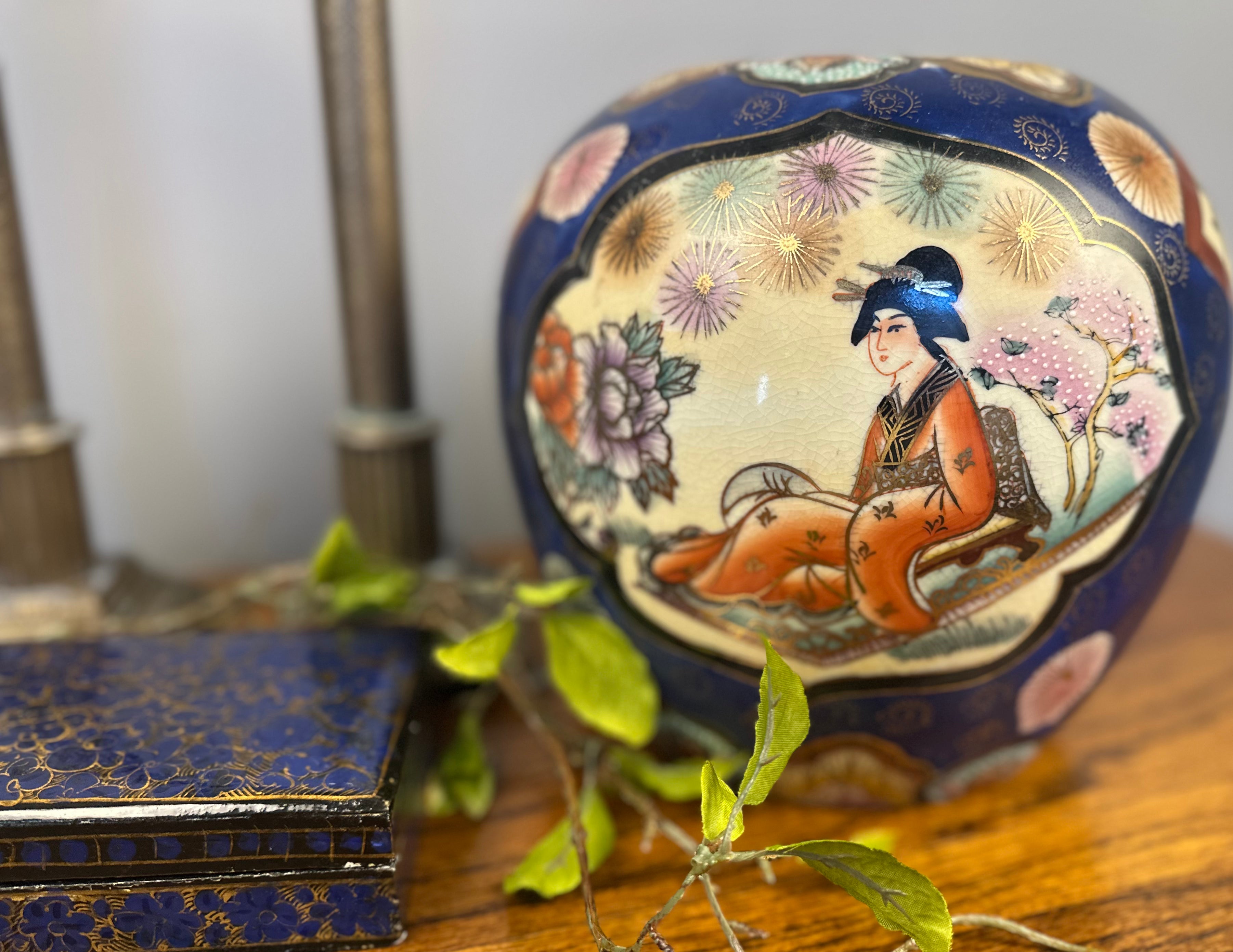 Antique Japanese Satsuma Vase