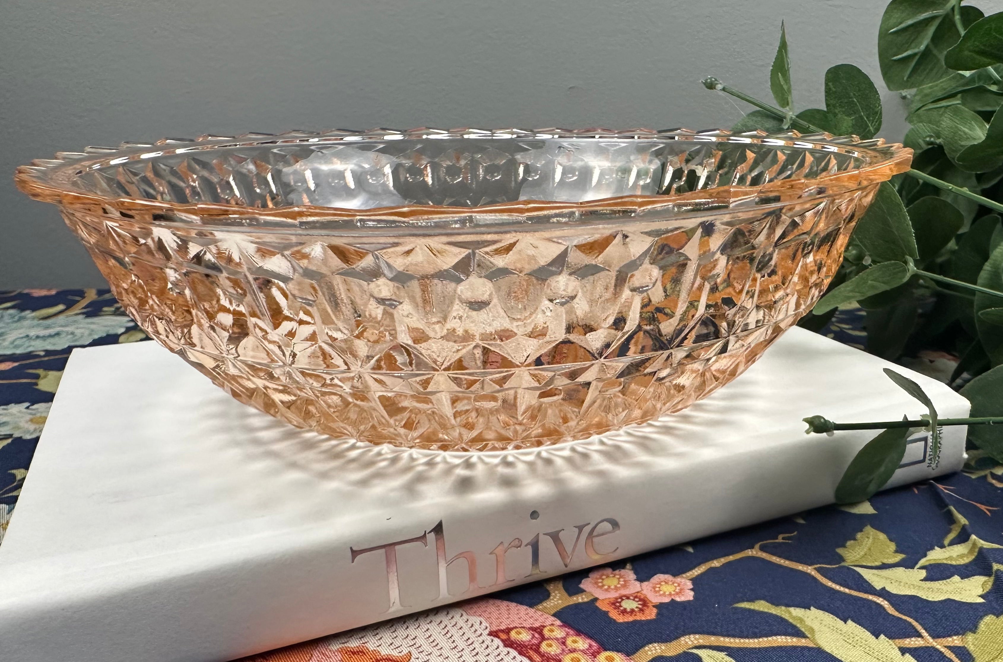 Pink Depression Glass 8½" Bowl – Holiday “Buttons & Bows” Jeannette Glass Company | Circa 1947–1949