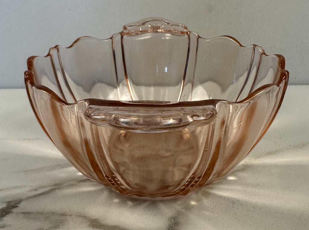 Pink Depression Glass Handled Bowl Bowl – “Oyster and Pearl” Anchor Hocking Company | Circa 1938-1940