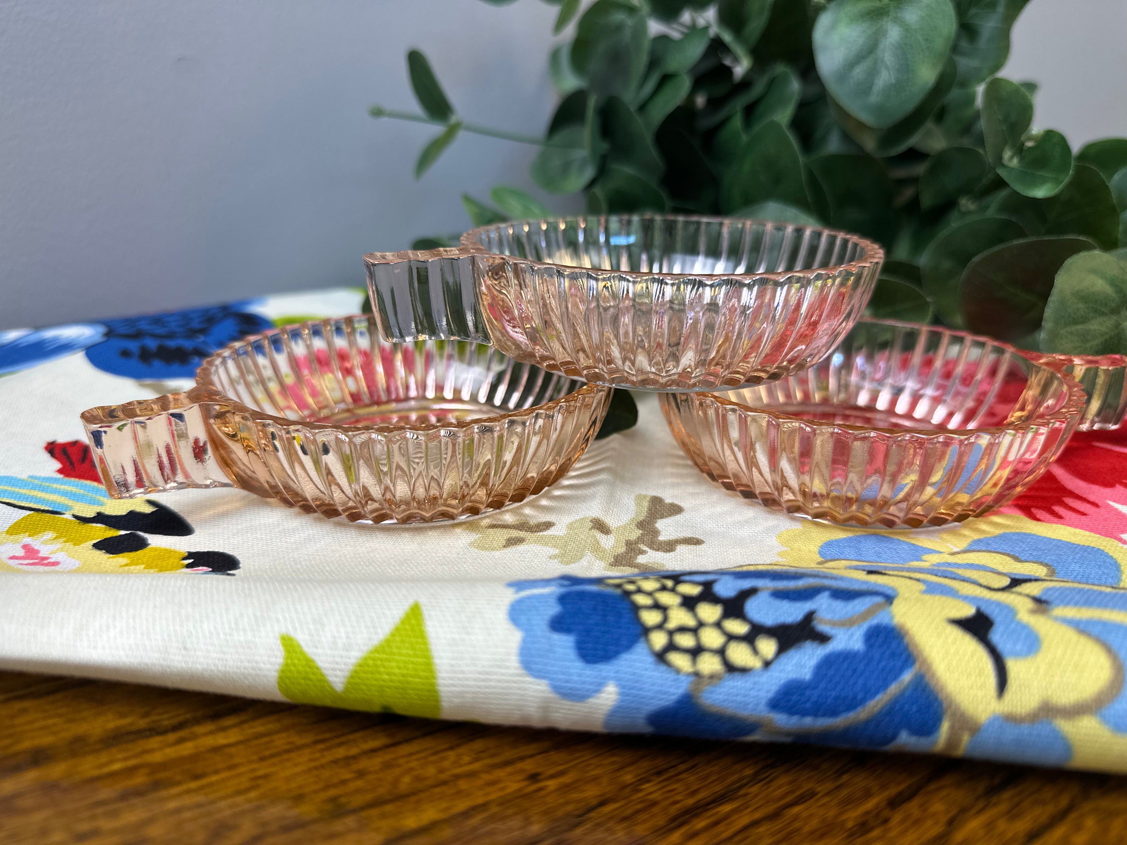 Pink Depression Glass Handled Sherbert Bowl/Cup  -  “Queen Mary - Vertical Rib” Anchor Hocking  | Circa 1936 - 1949