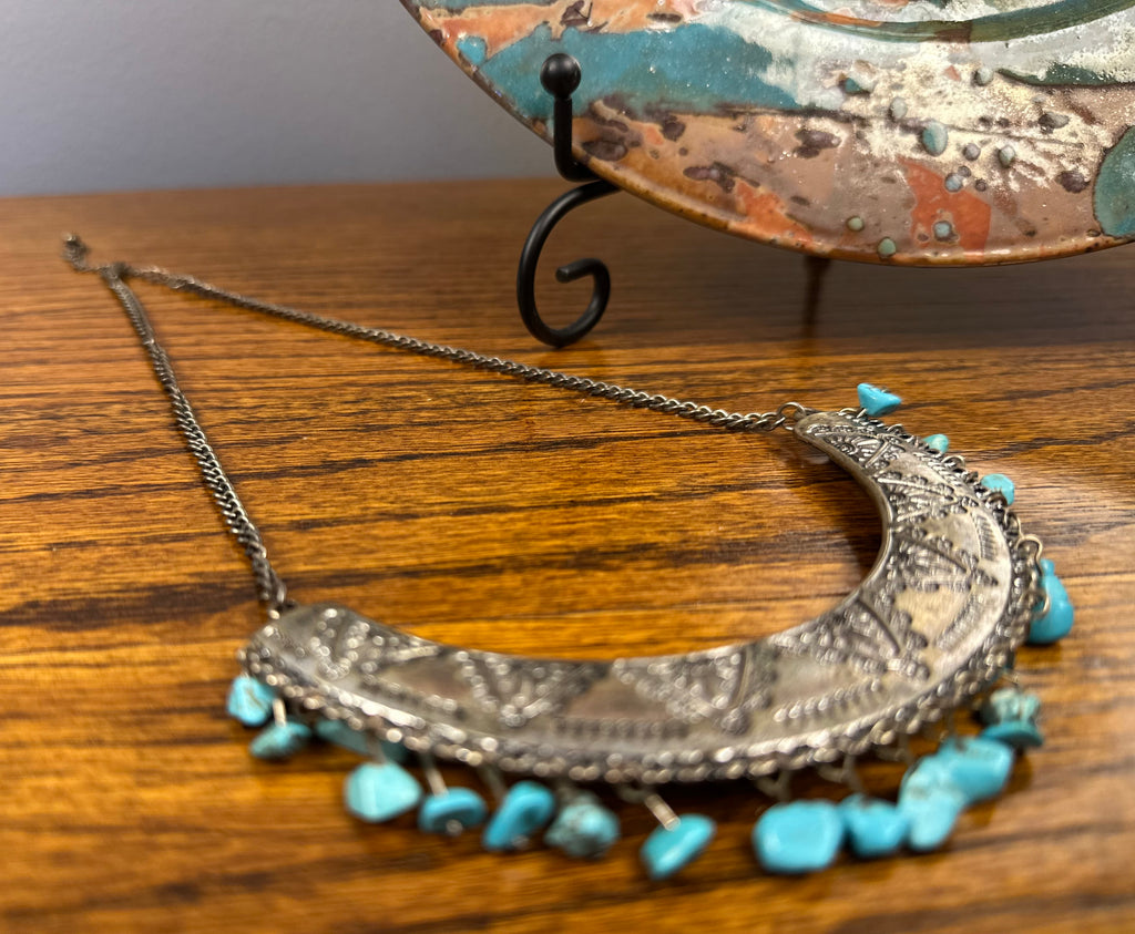 Turquoise and Silver Tone Metal Cuff Necklace