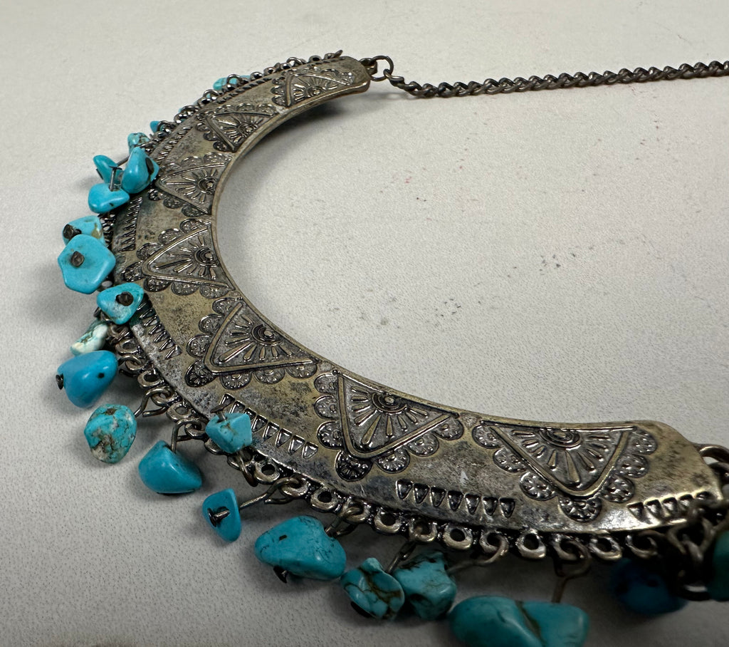 Turquoise and Silver Tone Metal Cuff Necklace