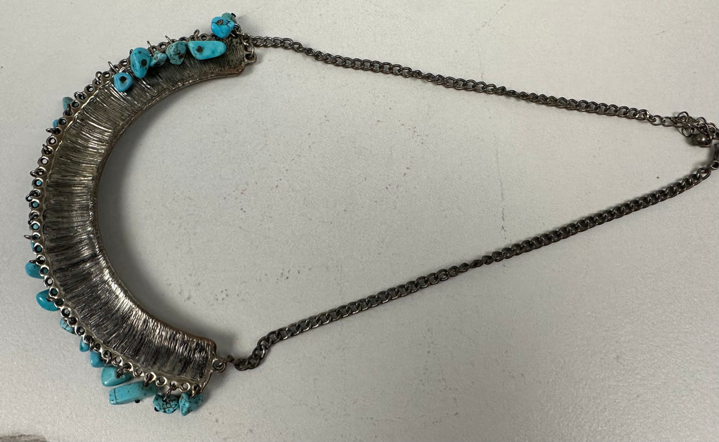 Turquoise and Silver Tone Metal Cuff Necklace