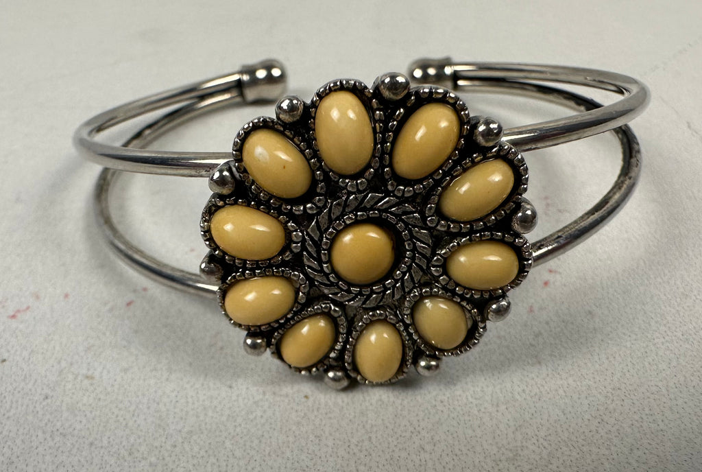 Beige Stone  and Silver Tone Metal Bracelet