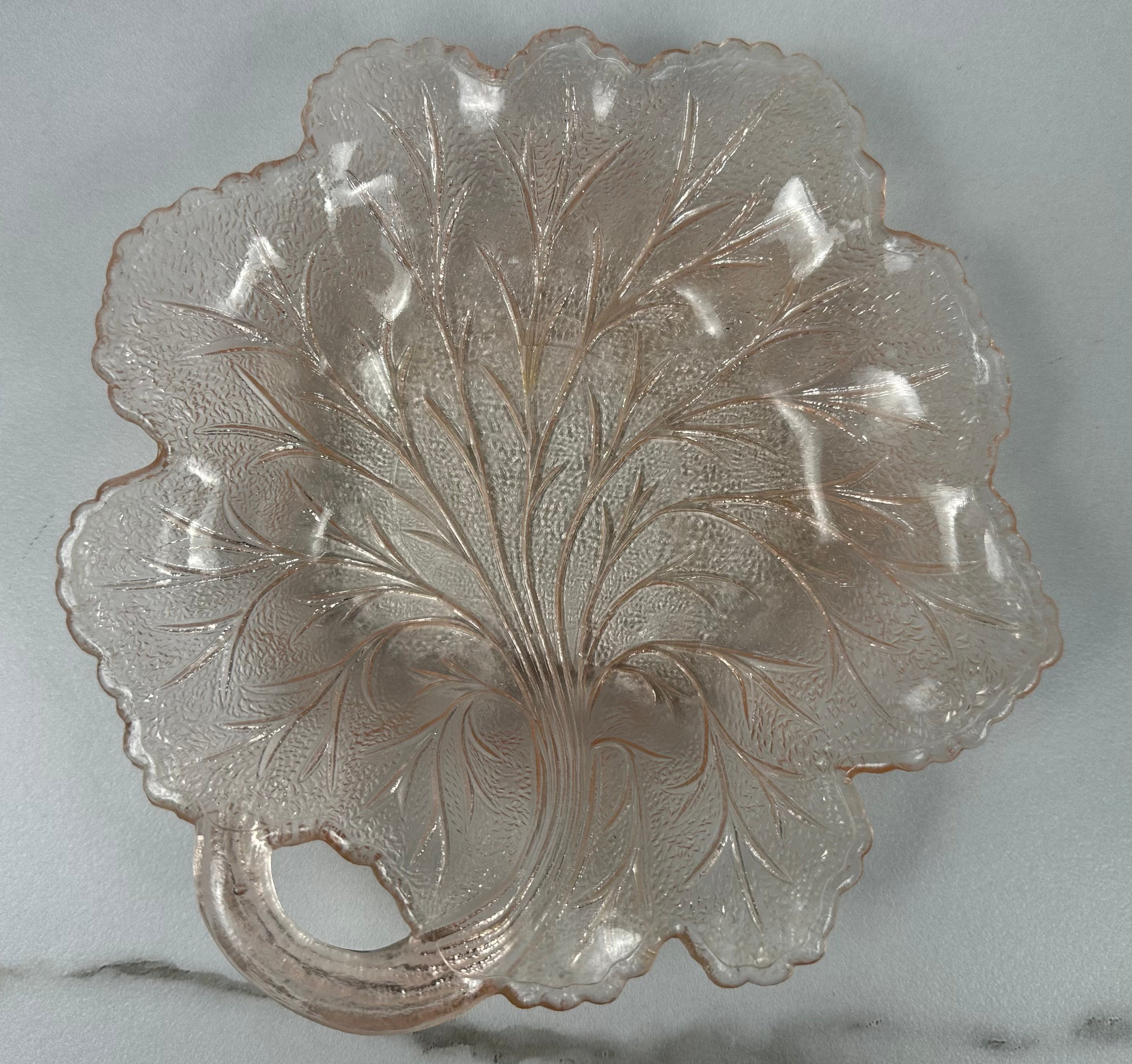 Pink Depression Glass Bowl - "Pebble Leaf " or "Twiggy" Indiana Glass  | Circa 1929-1970